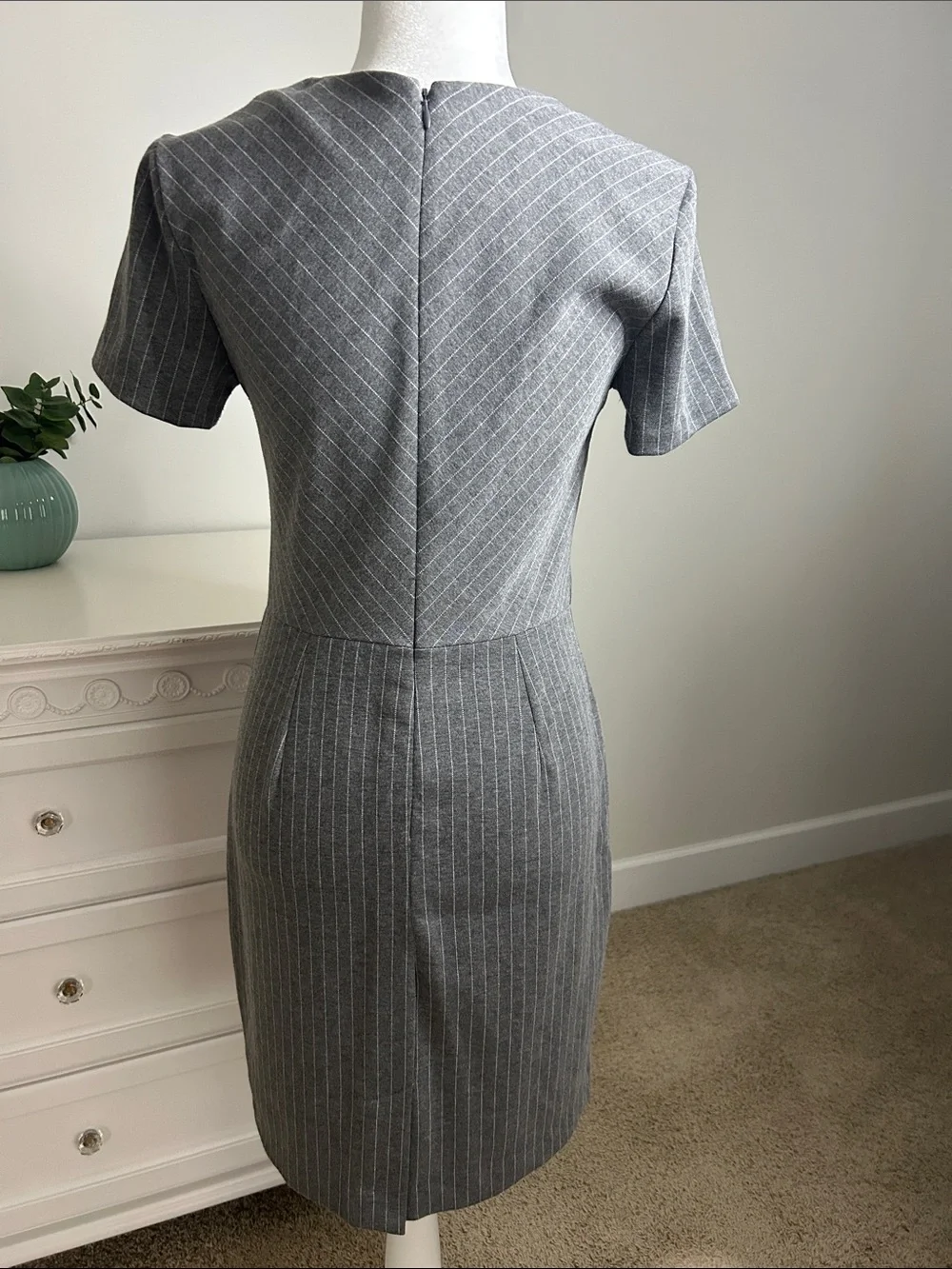 Banana Republic Factory Grey Pinstripe Sheath Dress - Picture 3 of 7